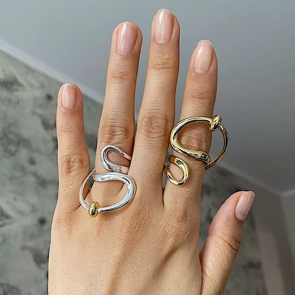 Irregular Gold Plated Ring Swirl Resizable - Picture 6 of 8